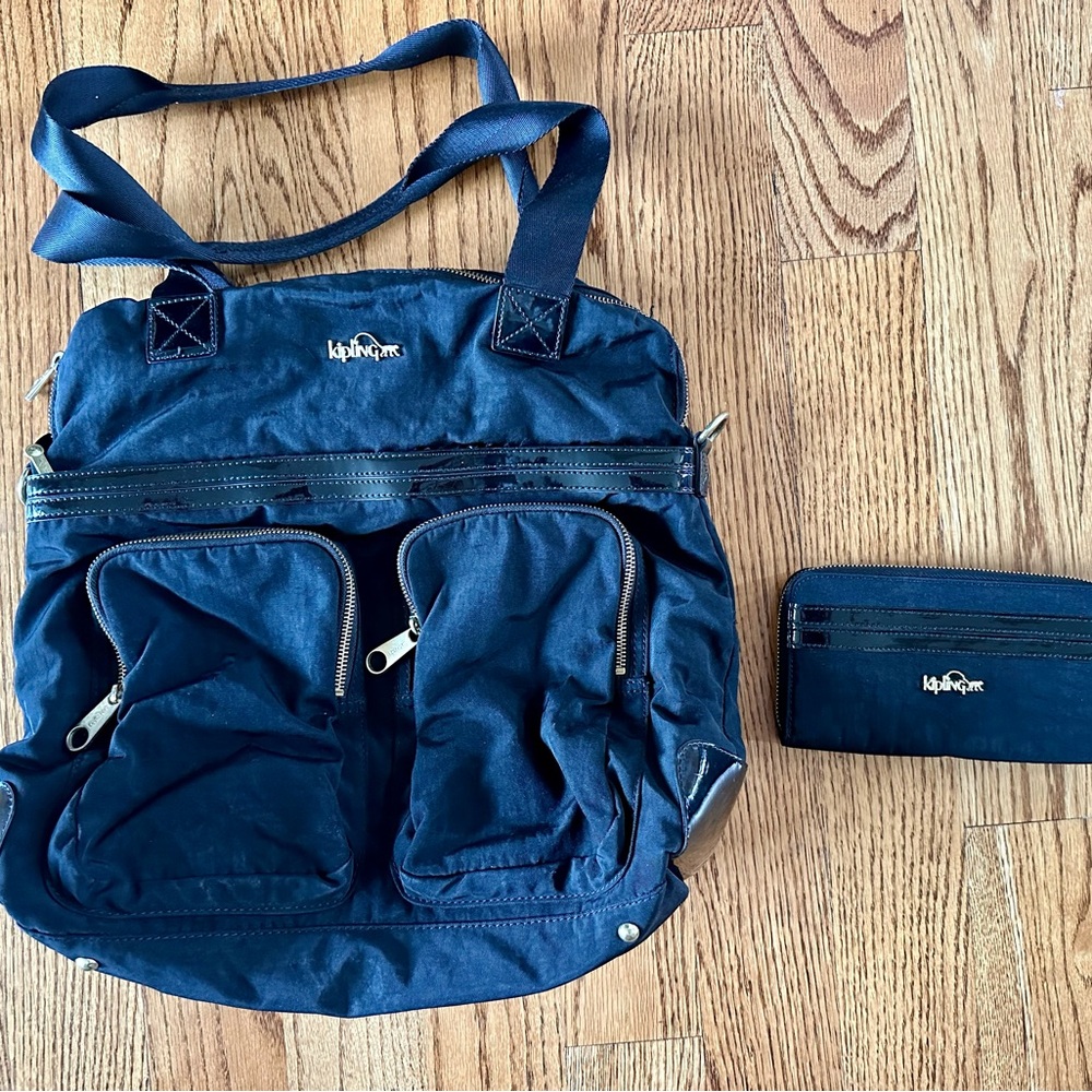 Kipling bag with matching wallet black w/ pink lining